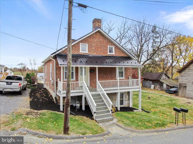 6748 SHOESTRING HILL RD, Waynesboro, PA 17268