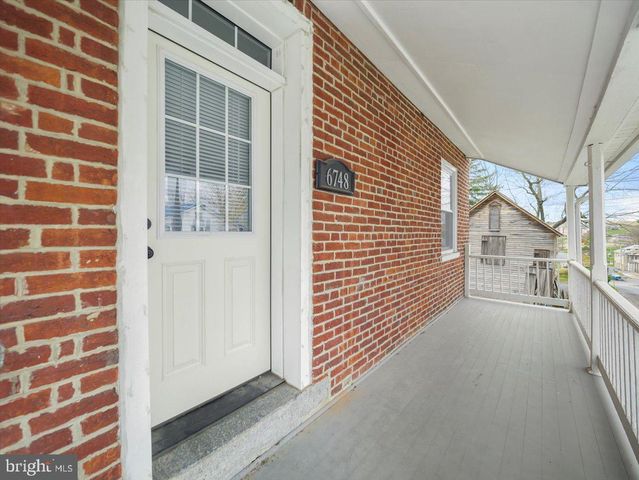 6748 SHOESTRING HILL RD, Waynesboro, PA 17268