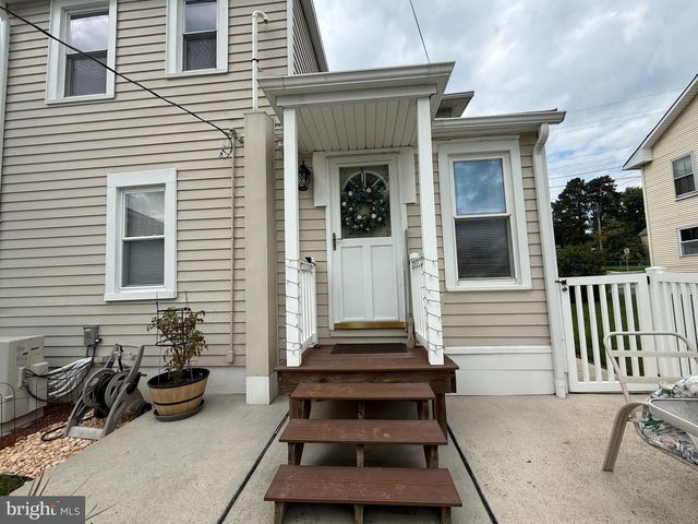 185 MARKET ST, Highspire, PA 17034