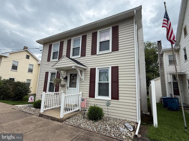 185 MARKET ST, Highspire, PA 17034