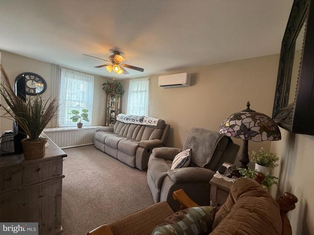 185 MARKET ST, Highspire, PA 17034