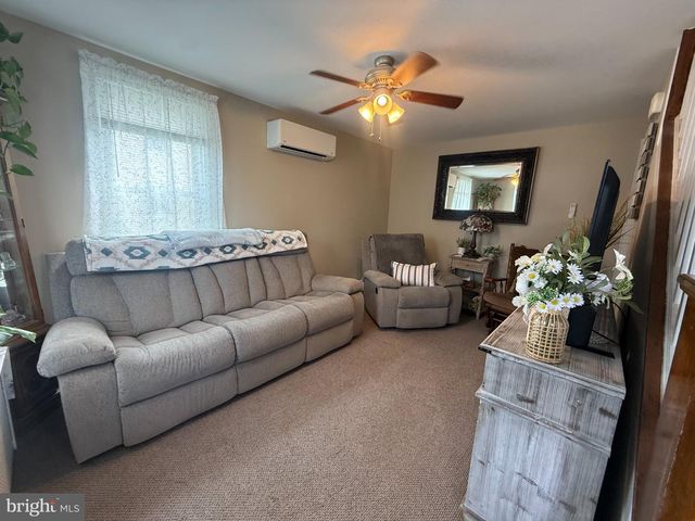 185 MARKET ST, Highspire, PA 17034