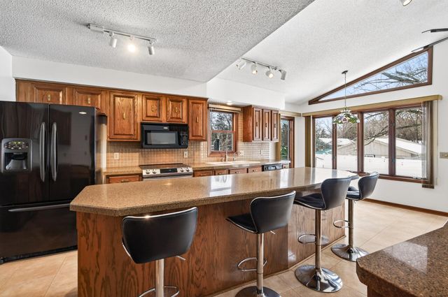 3308 E 125th Street, Burnsville, MN 55337