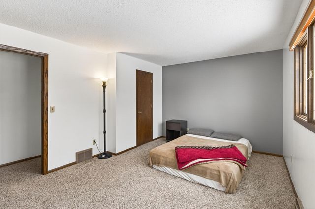 3308 E 125th Street, Burnsville, MN 55337