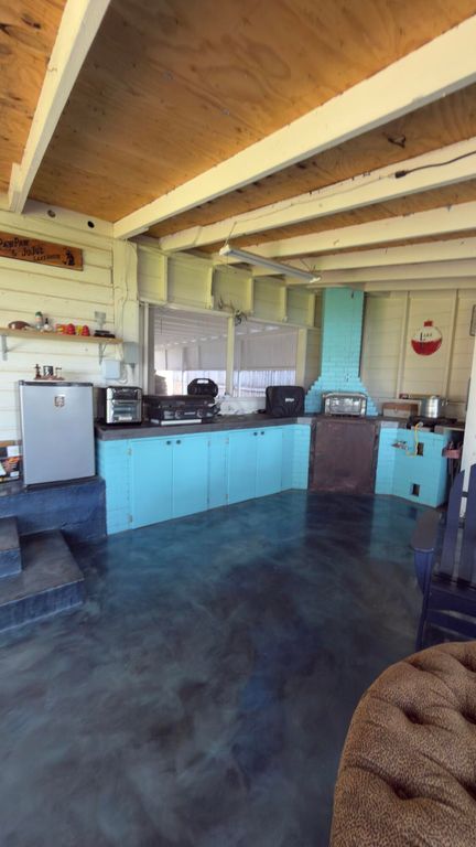 Image 3 of property listing at 1802 S Concho Drive, San Angelo, TX 76904