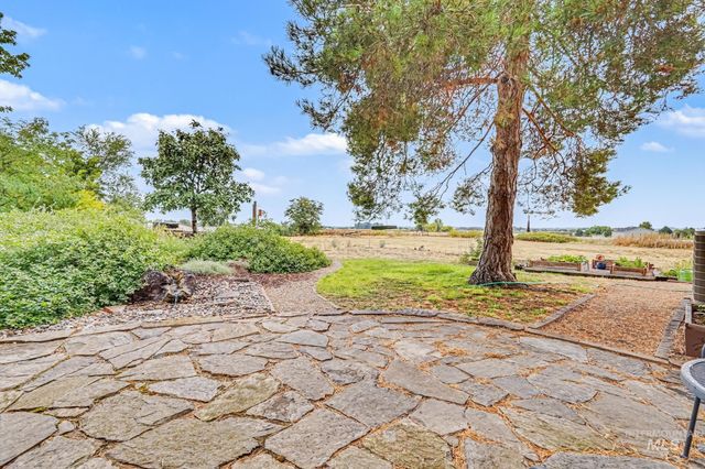 7420 E Lewis Lane, Nampa, ID 83686