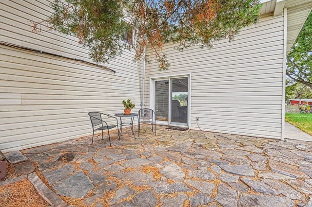 7420 E Lewis Lane, Nampa, ID 83686