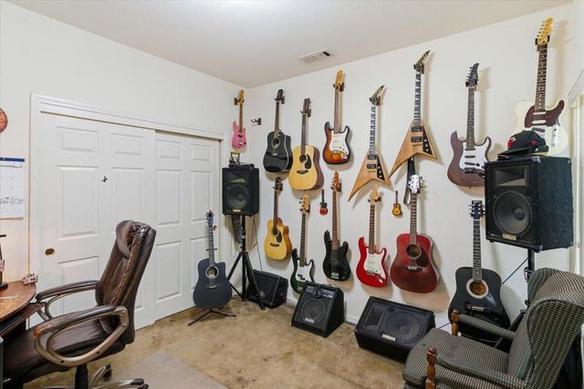 7438 Ensminger Avenue, Visalia, CA 93291