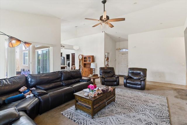 7438 Ensminger Avenue, Visalia, CA 93291