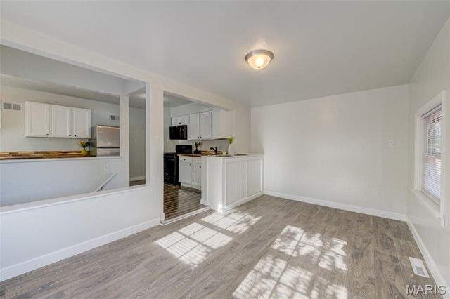 9647 Margo Ann Lane, Woodson Terrace, MO 63134