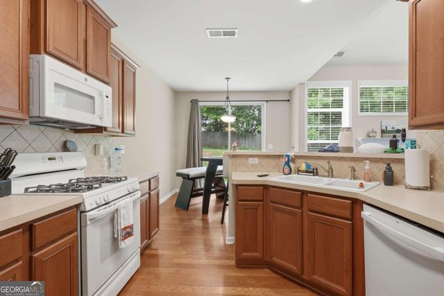 3749 Clear Lake Way NW, Acworth, GA 30101
