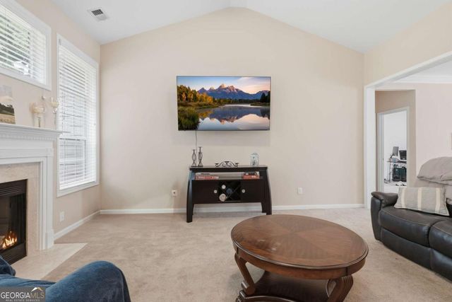 3749 Clear Lake Way NW, Acworth, GA 30101