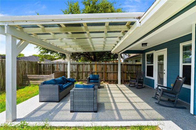 2321 Kazmir Dr, Corpus Christi, TX 78418