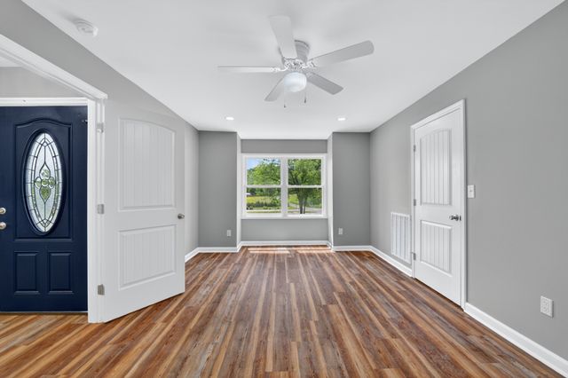 2313 Pulaski Hwy, Fayetteville, TN 37334