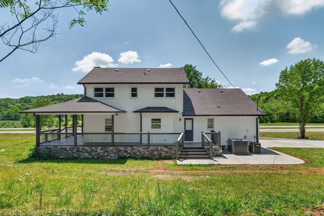 2313 Pulaski Hwy, Fayetteville, TN 37334