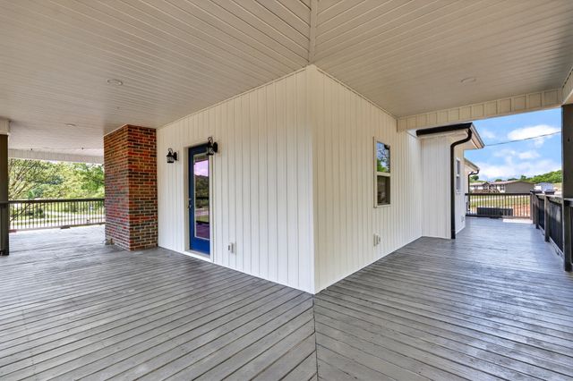 2313 Pulaski Hwy, Fayetteville, TN 37334