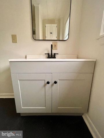 1136 UNION ST, Lancaster, PA 17603