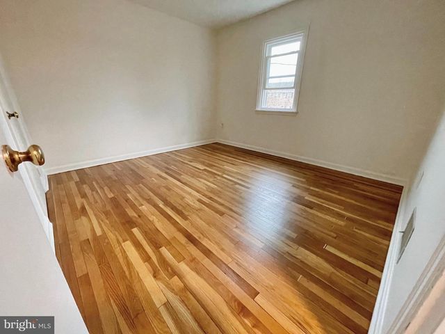 1136 UNION ST, Lancaster, PA 17603