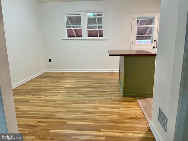 1136 UNION ST, Lancaster, PA 17603