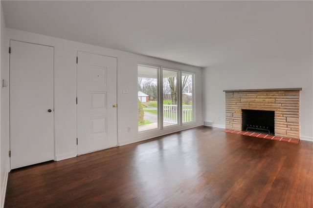 112 Indian Dr, Indiana Twp, PA 15238