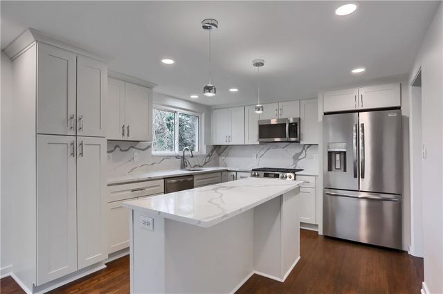 112 Indian Dr, Indiana Twp, PA 15238