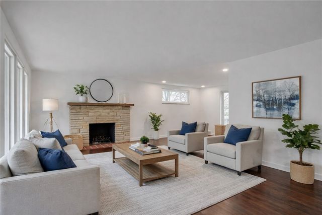 112 Indian Dr, Indiana Twp, PA 15238