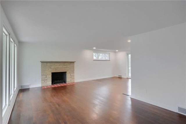 112 Indian Dr, Indiana Twp, PA 15238