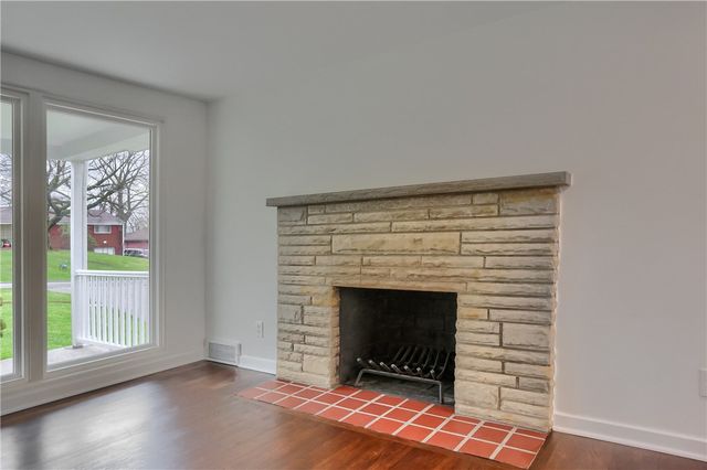 112 Indian Dr, Indiana Twp, PA 15238