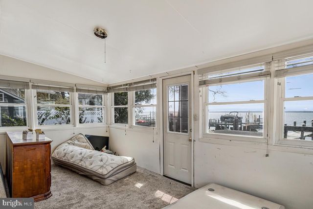 15401 POTOMAC RIVER DR, Cobb Island, MD 20625