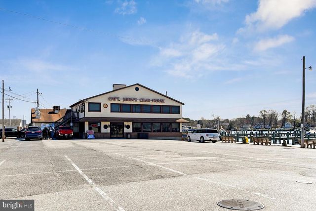 15401 POTOMAC RIVER DR, Cobb Island, MD 20625