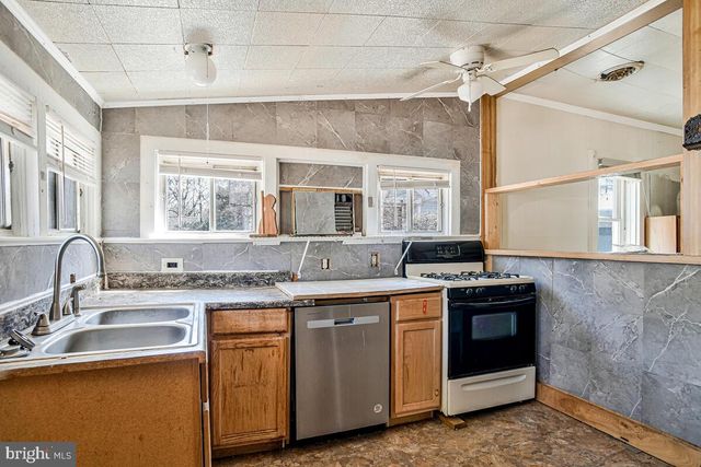 15401 POTOMAC RIVER DR, Cobb Island, MD 20625