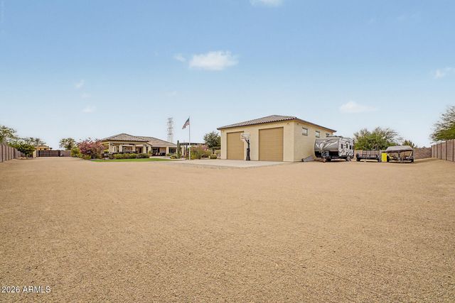 7314 W WHISPERING WIND Drive, Peoria, AZ 85383
