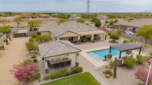 7314 W WHISPERING WIND Drive, Peoria, AZ 85383