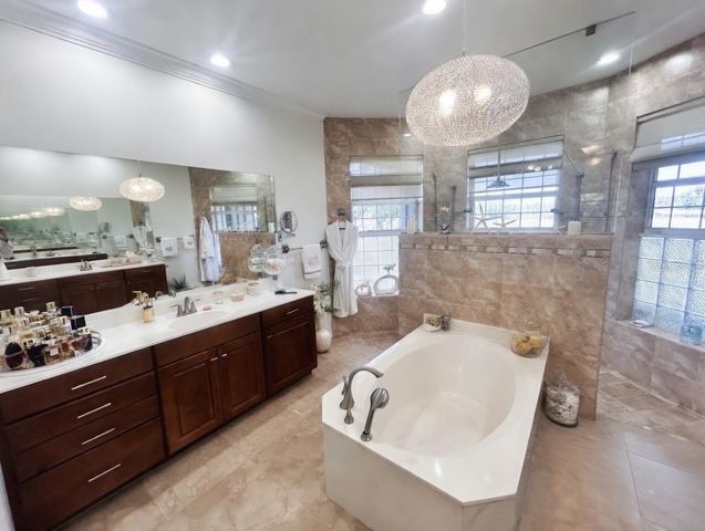 9150 DEER COURT, Venice, FL 34293