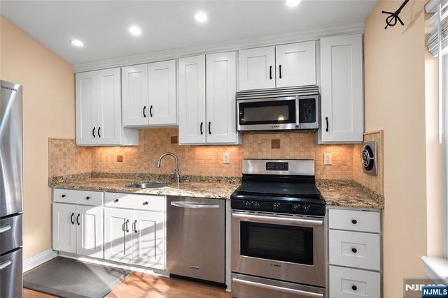49 Knox Terrace 2A, Wayne, NJ 07470