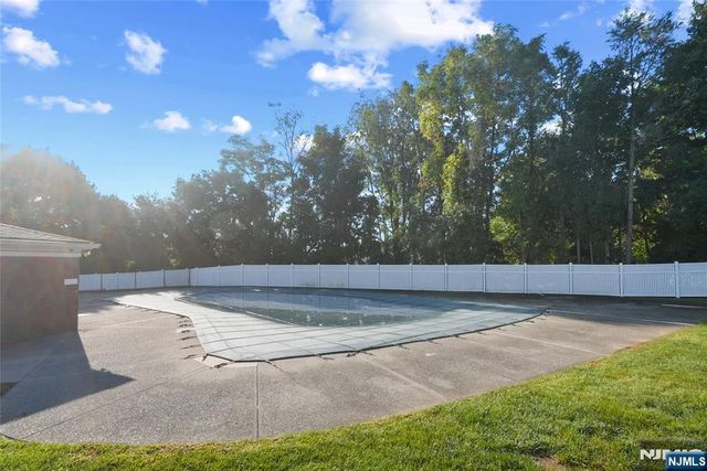 49 Knox Terrace 2A, Wayne, NJ 07470
