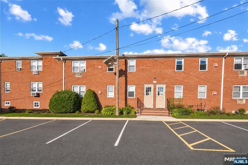 49 Knox Terrace 2A, Wayne, NJ 07470