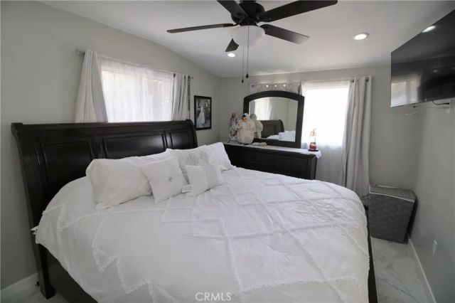 14615 San Fernando Mission Boulevard, San Fernando, CA 91340