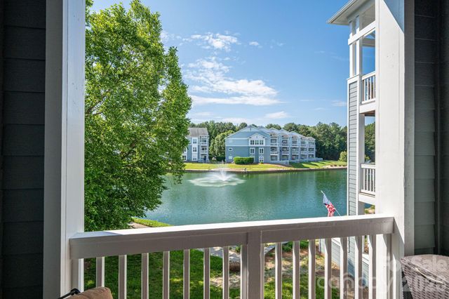 18736 Nautical Drive 202, Cornelius, NC 28031