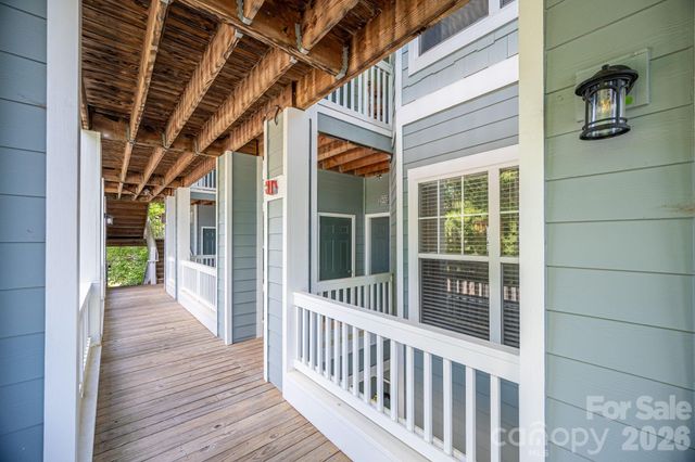18736 Nautical Drive 202, Cornelius, NC 28031