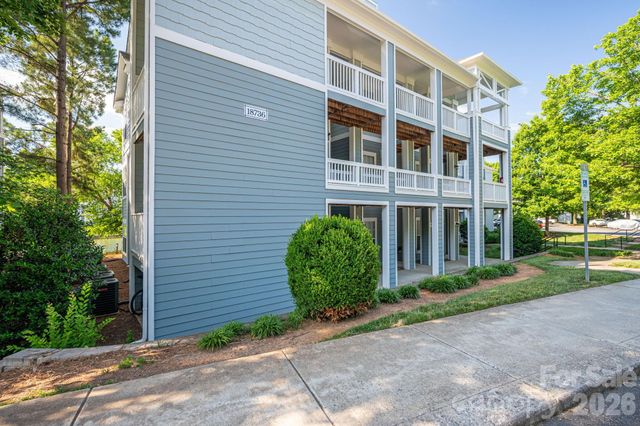 18736 Nautical Drive 202, Cornelius, NC 28031