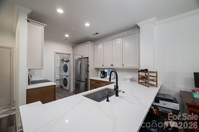 18736 Nautical Drive 202, Cornelius, NC 28031