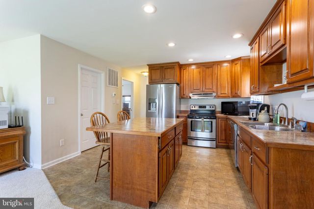 2203 ROCKWELL AVE, Catonsville, MD 21228