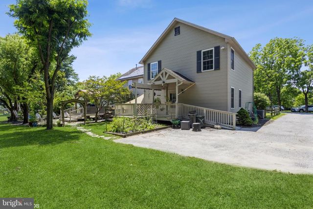 2203 ROCKWELL AVE, Catonsville, MD 21228