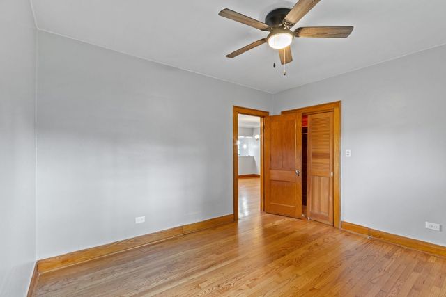 288 Middaugh Road, Clarendon Hills, IL 60514