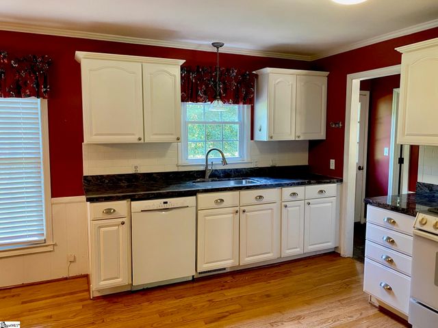 501 Foxcroft Road, Greenville, SC 29615