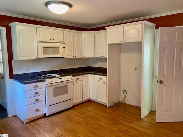 501 Foxcroft Road, Greenville, SC 29615