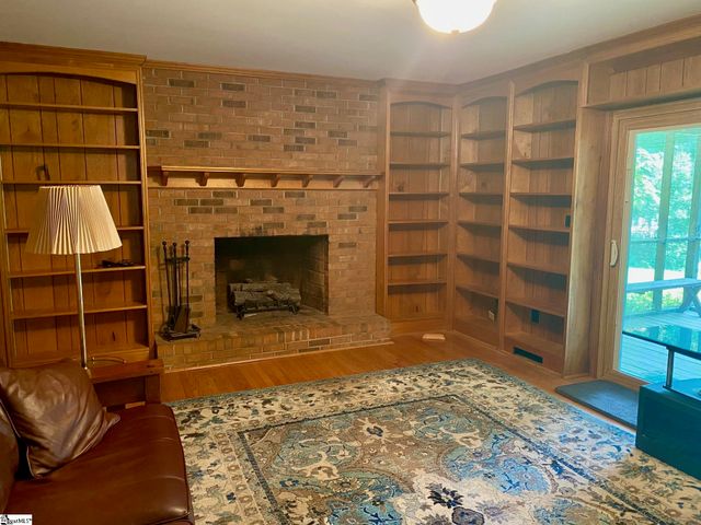 501 Foxcroft Road, Greenville, SC 29615