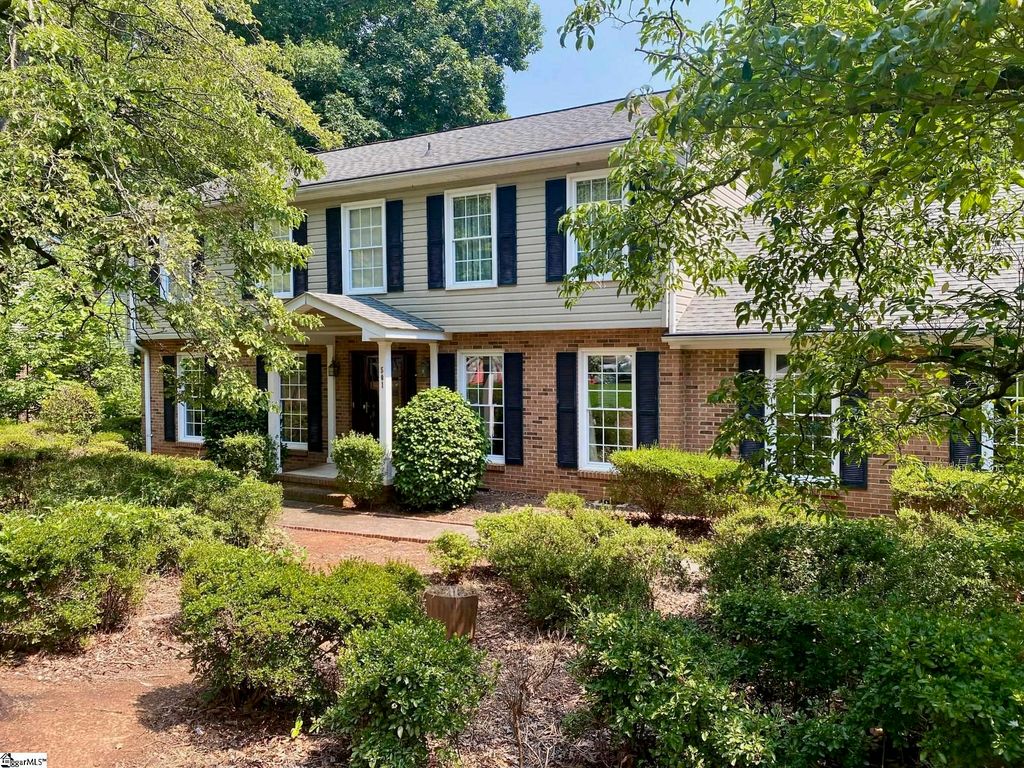 501 Foxcroft Road, Greenville, SC 29615