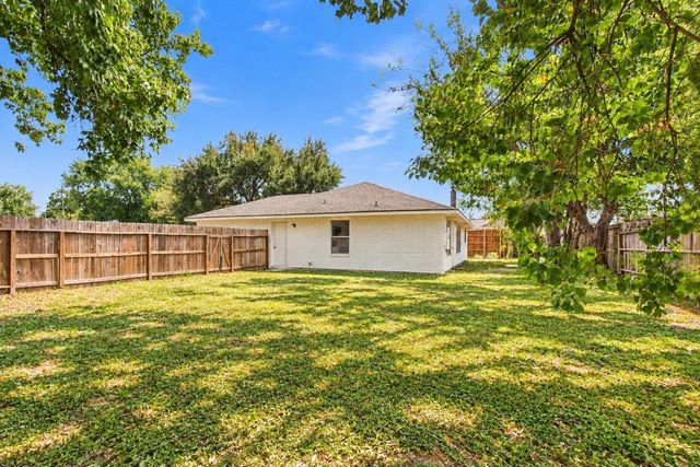 9206 Beckenham Drive, Houston, TX 77099